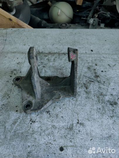 Кронштейн крепления двигателя ford mondeo 2