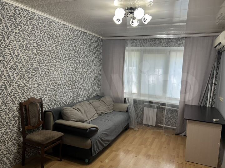 2-к. квартира, 42 м², 1/5 эт.