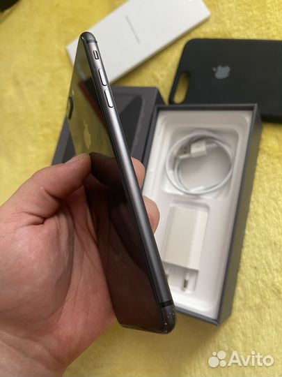 iPhone 8 Plus, 256 ГБ