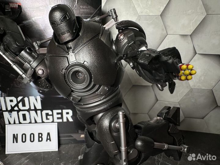 Фигурка Iron Monger