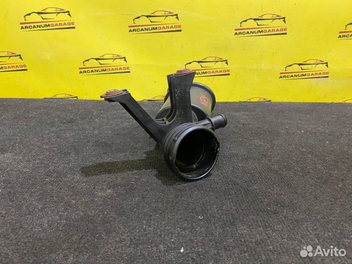 Демпфер резонатор Mercedes 204 W204 M271.952 2008