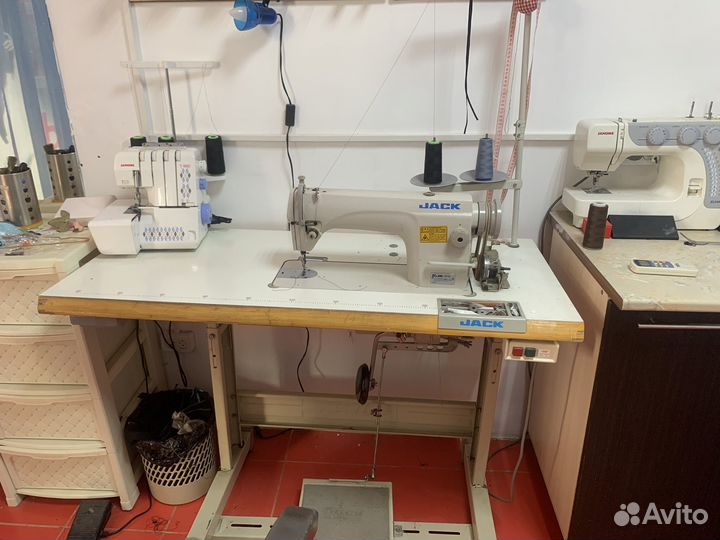 Швейная машина