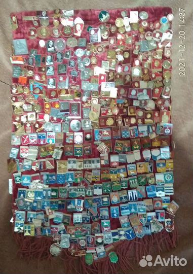 Коллекция значков СССР герб городов и Ленина