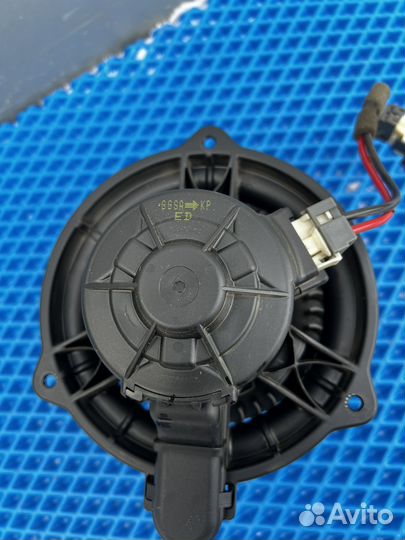 Моторчик печки Киа Сид Ед