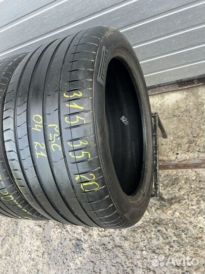 Pirelli P Zero PZ4 275/40 R20 и 315/35 R20