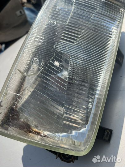 Правая фара VW T4 фольцваген транспортер