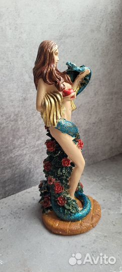 Статуэтка Ева