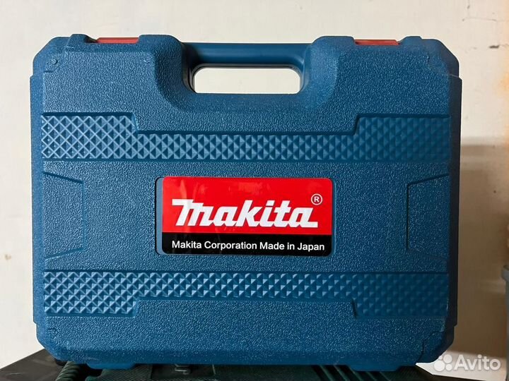 Дрель шуруповерт Makita Бесщеточный