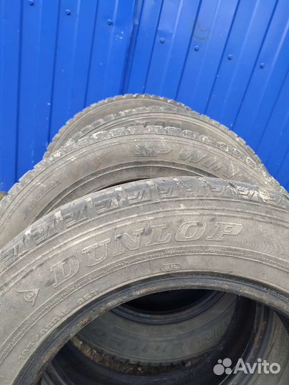 Dunlop SP Winter Ice 01 7.5/4.5 R15 95T