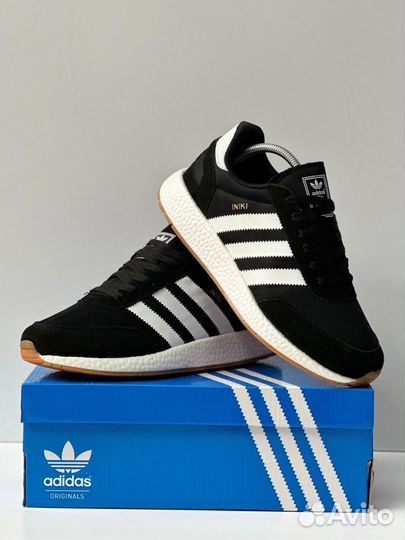 Кроссовки Adidas iniki