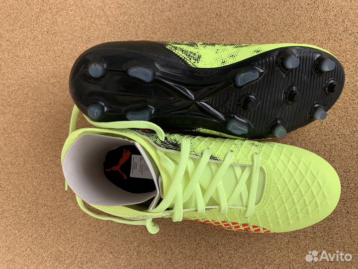 Футбольные бутсы Puma Future