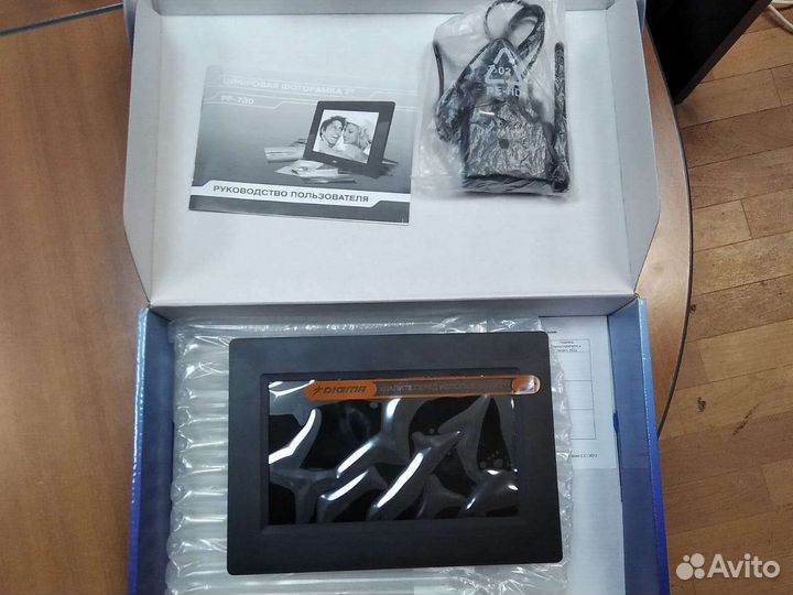 Цифровая фоторамка новая