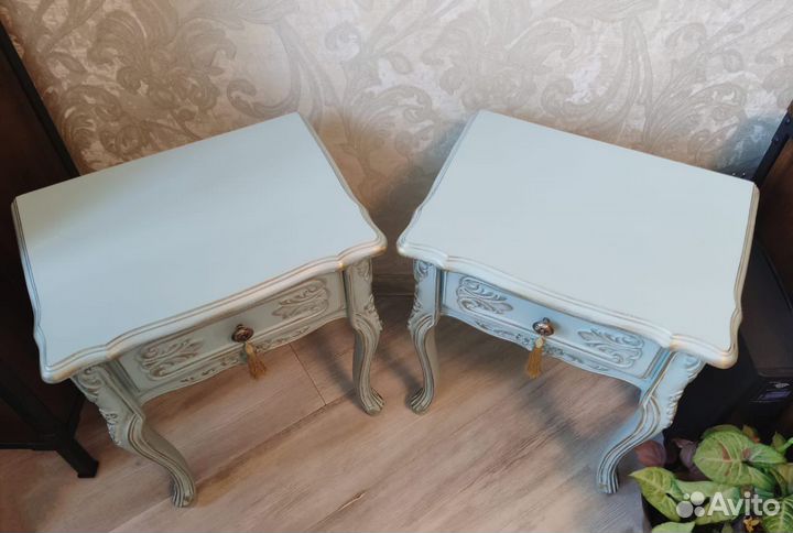 Тумбочки прикроватные, массив Румыния