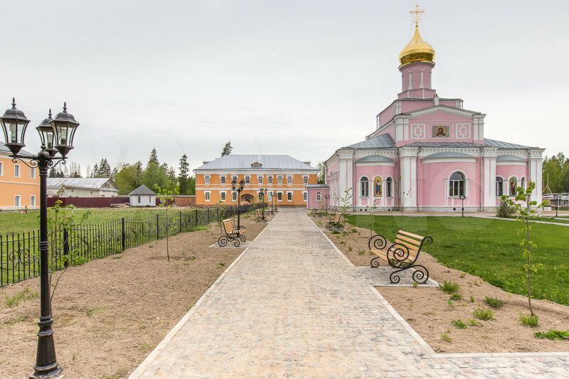 Зосимова пустынь монастырь московская область. Дом зосимова пустынь. Дом зосимова пустынь. Дом зосимова пустынь. Монастырь зосимова пустынь.