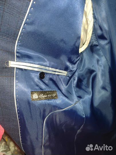 Мужской свадебный костюм тройка