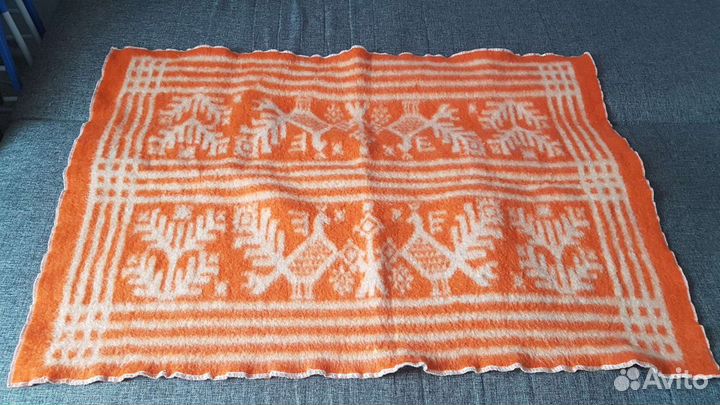 Одеяла и плед