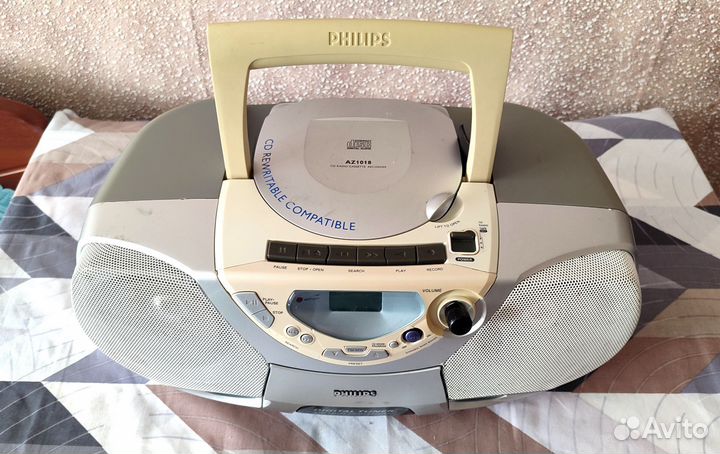 Магнитола бумбокс Philips. Блютуз