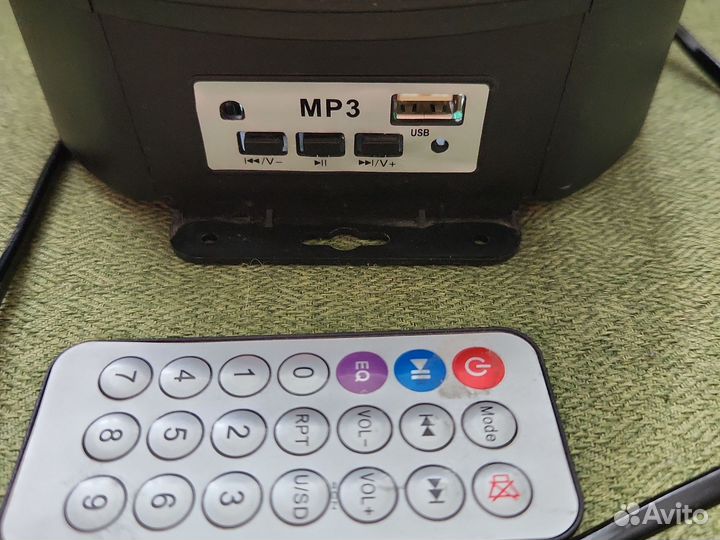 Музыкальный,светящийся шар с MP-3