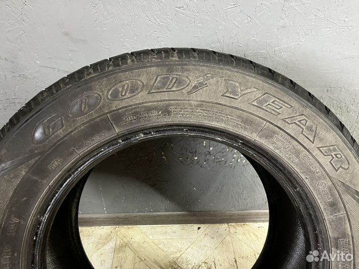 Goodyear Wrangler HP All Weather 255/60 R18