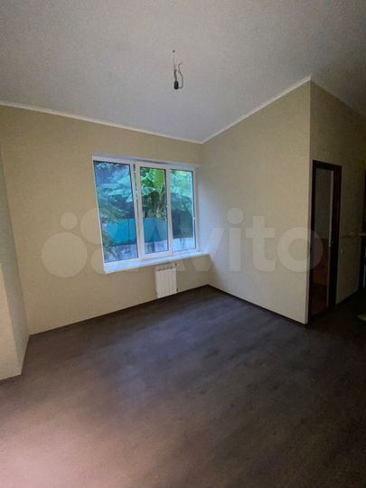 Дом 352 м² на участке 7,5 сот.