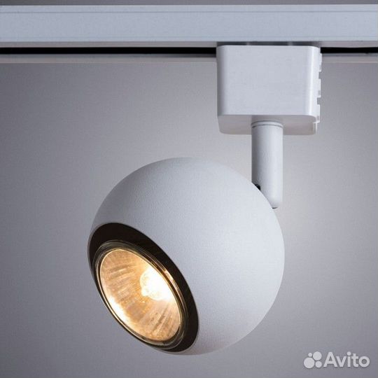 Светильник на штанге Arte Lamp Brad A6253PL-1WH