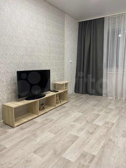 2-к. квартира, 50 м², 8/9 эт.