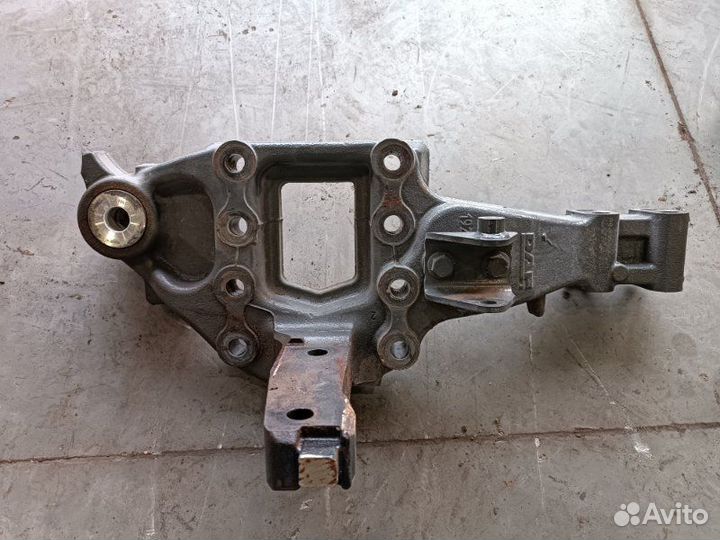 Кронштейн кабины задний правый Daf Xf 106