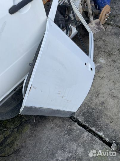 Тойота пробокс Дверь задняя левая