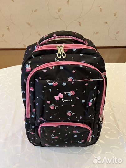 Новый школьный рюкзак