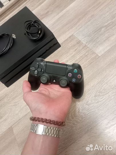 Sony PS4 Pro 1tb