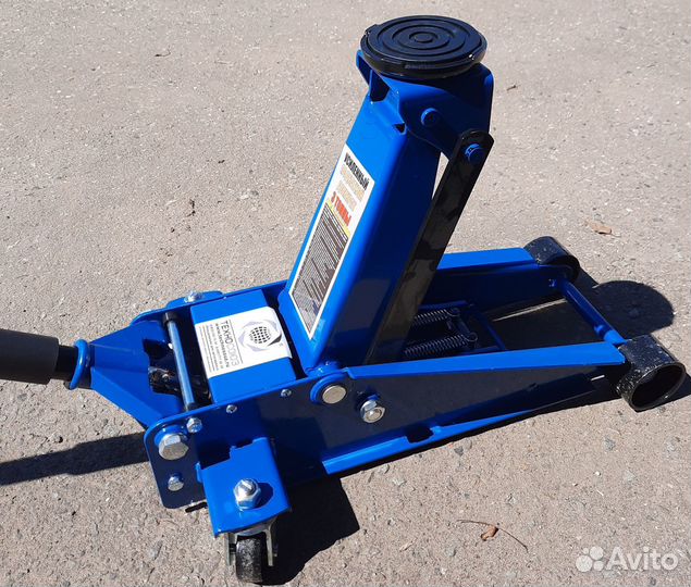 Домкрат подкатной 3 тонны, 2 плунжера, кардан