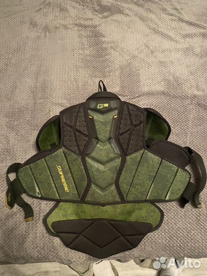 Нагрудник хоккейный