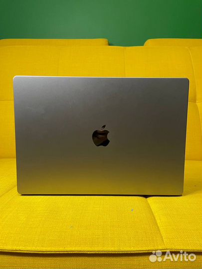 Ноутбук Apple MacBook Pro 16 (MK193RU/A)