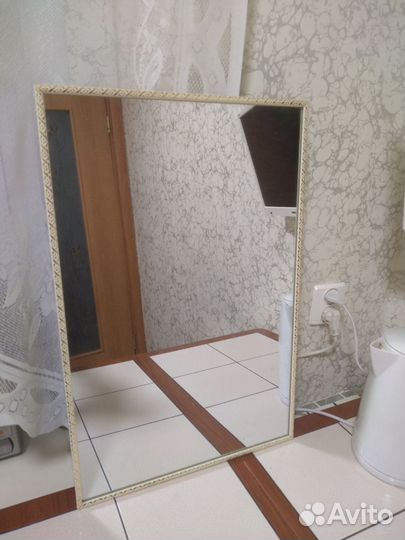 Зеркало настенное 6040