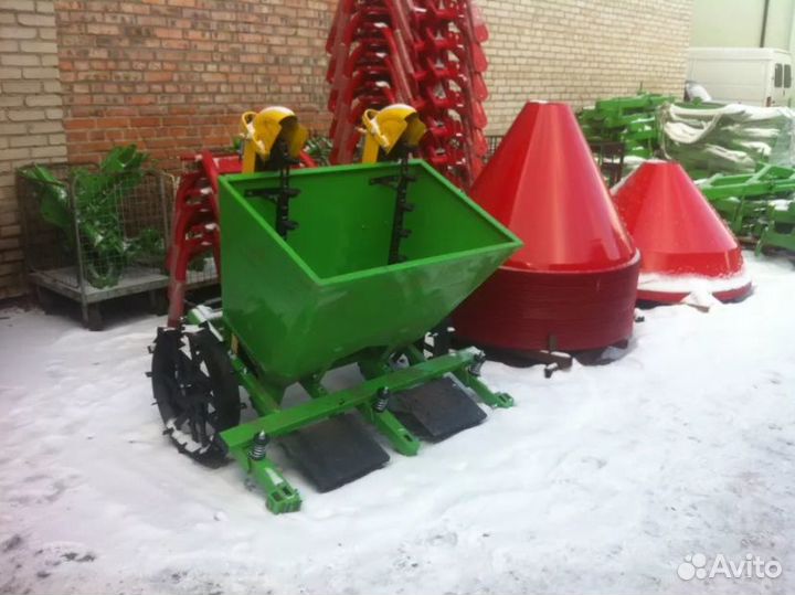 Картофелесажалка 2-х рядная