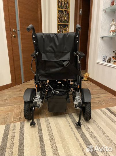 Коляска инвалидная с электроприводом