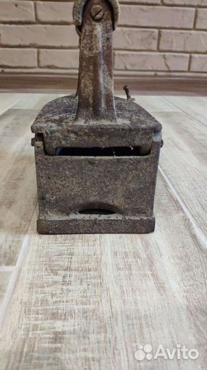 Старый утюг