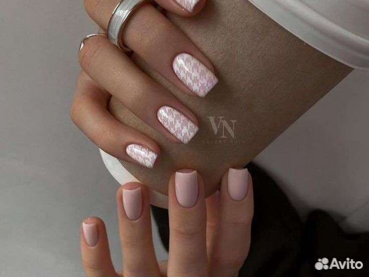 Маникюр/педикюр/наращивание