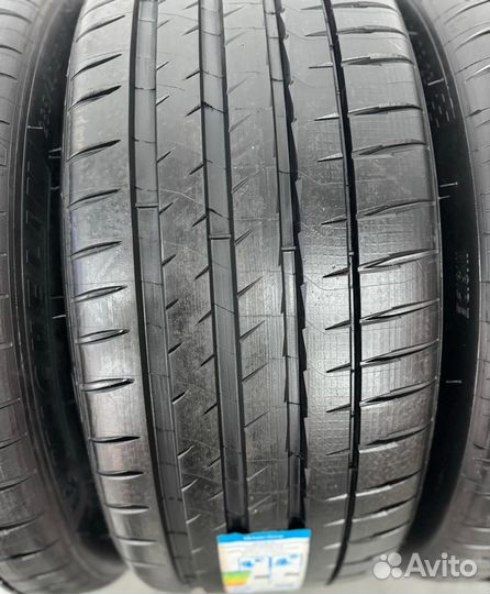 Michelin Pilot Sport 4 S 285/40 R23 111Y