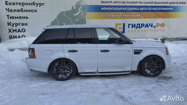 Кулак поворотный задний левый Land Rover Range Rov