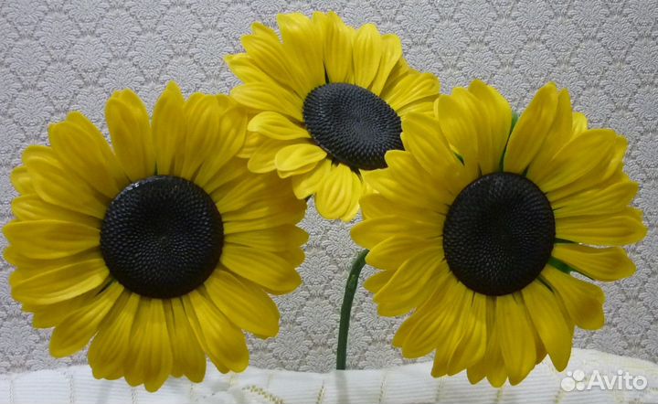 Цветы подсолнухи