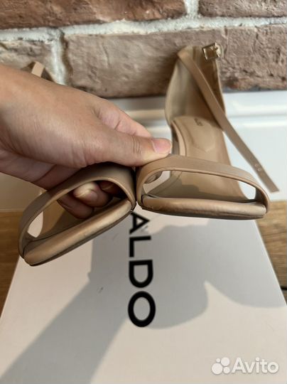 Босоножки Aldo 38