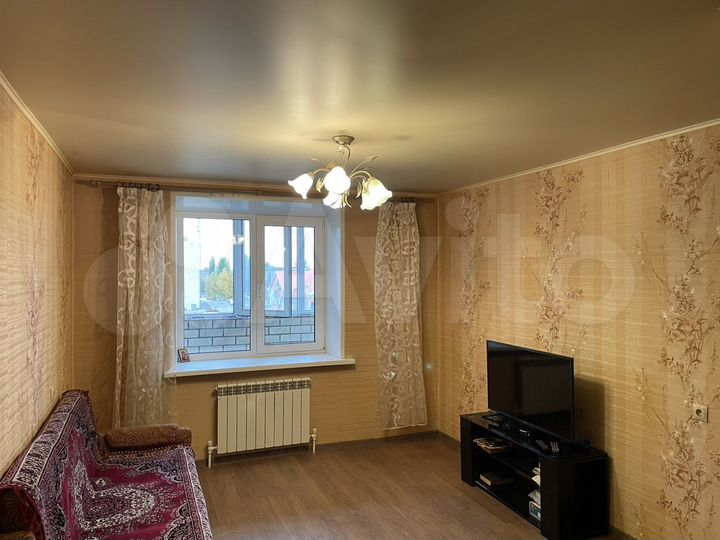 1-к. квартира, 35 м², 4/9 эт.