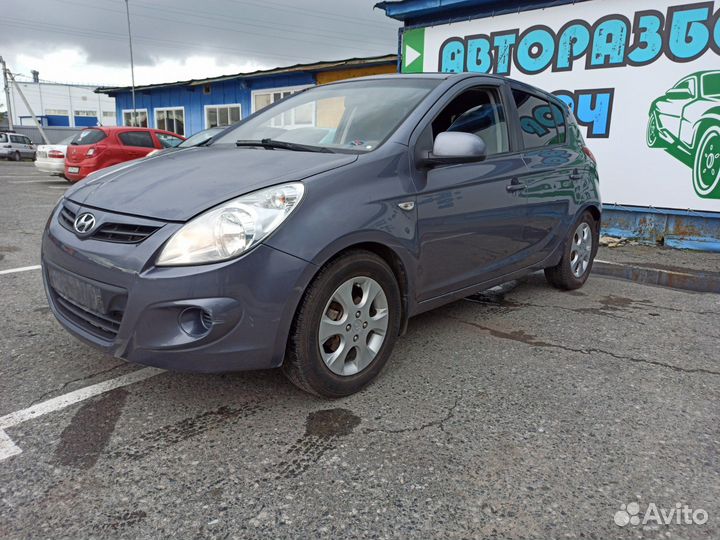 Крышка топливного насоса Hyundai i20 2010 944721J0