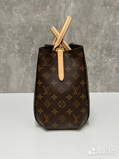 Сумка Louis Vuitton Женская