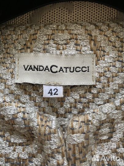 Одежда для женщин