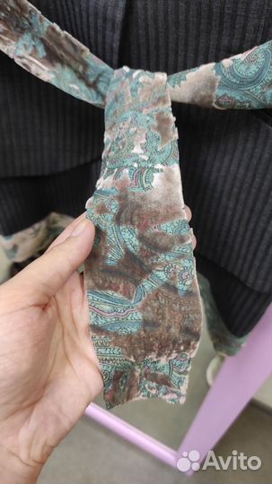 Костюм и платья