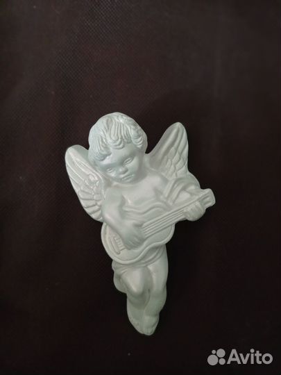 Гипсовые фигурки ангелочков