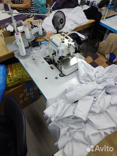 Оверлок Jack E3-4-М2-24 швейная машина