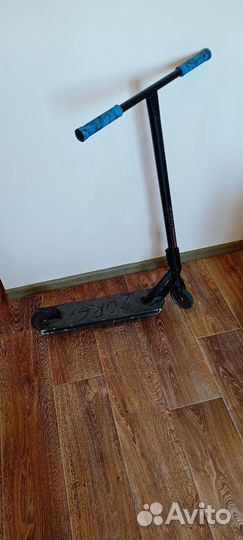 Трюковой самокат Tech Team Zorg21